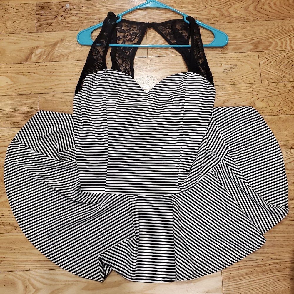 Striped Peplum Top (Size 22-24)